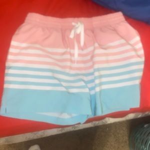 Light pink and blue chubby shorts with white stripes